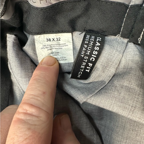 Haggar Dress pants 38x32 - Picture 2 of 3